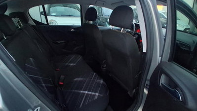 Opel Corsa 1.4 90CV GPL Tech 5 porte Cosmo (10)