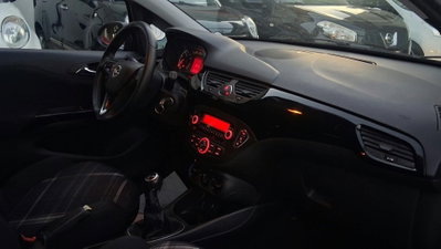Opel Corsa 1.4 90CV GPL Tech 5 porte Cosmo (5)