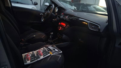 Opel Corsa 1.4 90CV GPL Tech 5 porte Cosmo (6)