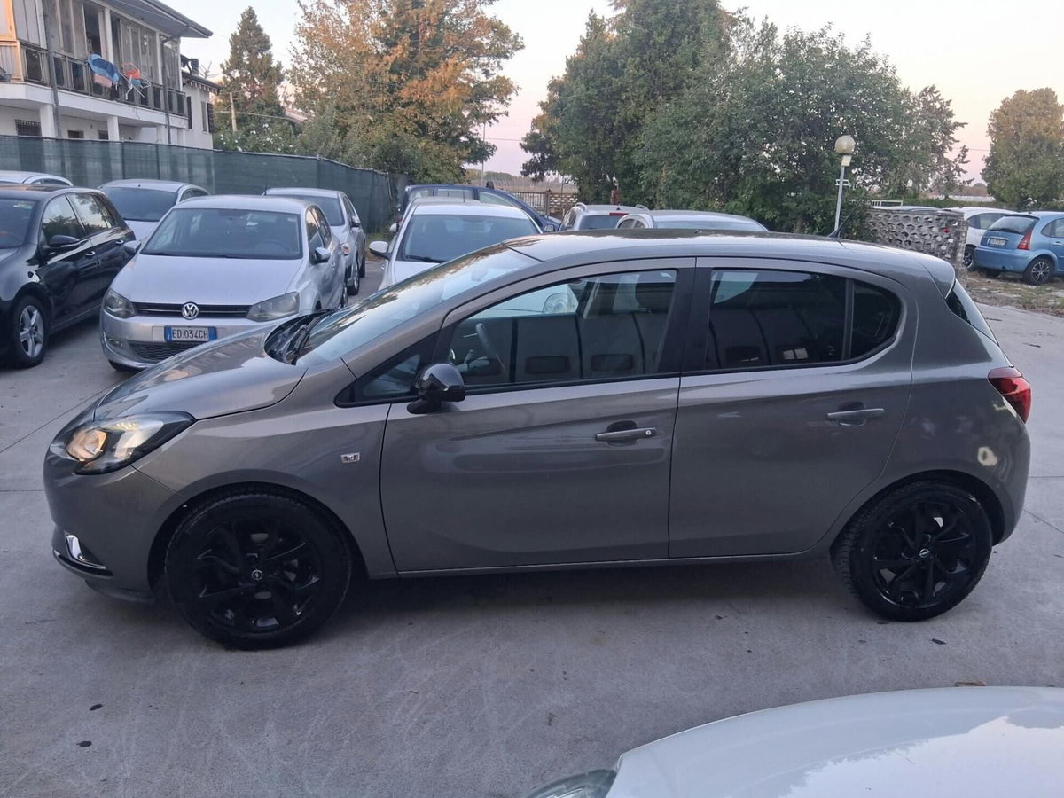 Opel Corsa 1.4 90CV GPL Tech 5 porte Cosmo (7)
