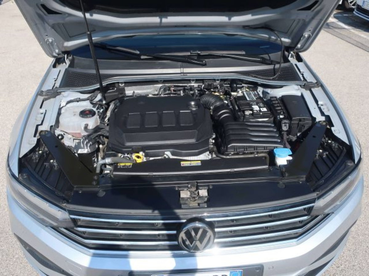 Volkswagen Passat Variant 2.0 TDI Business BlueMotion Tech. (14)