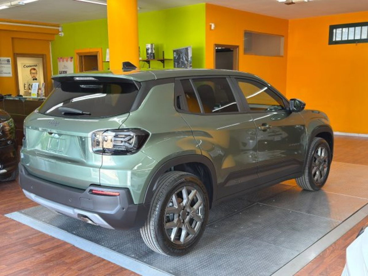 Jeep Avenger 1.2 turbo Altitude fwd 100cv (5)