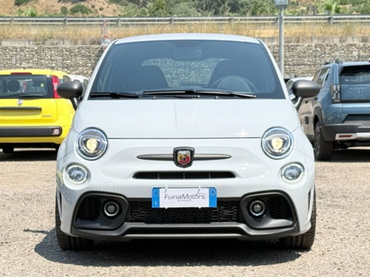 Abarth 595 595 1.4 Turbo T-Jet 180 CV Competizione (2)