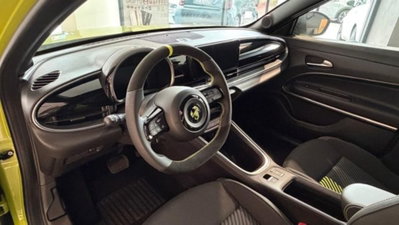 Abarth 600e 54kWh Turismo 240cv (7)