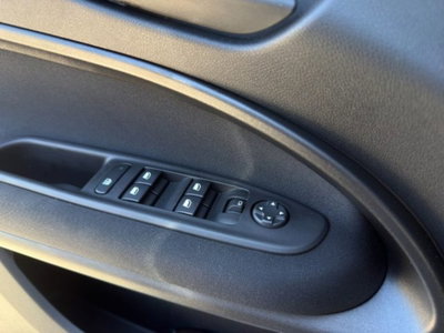 Fiat 600 1.2 hybrid Pop 110cv auto (18)