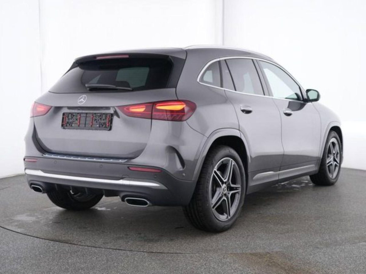 Mercedes-Benz GLA SUV 200 AMG Line Advanced Plus auto (2)