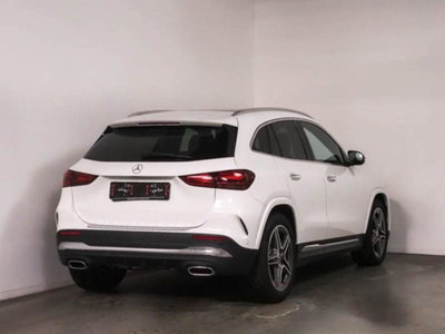 Mercedes-Benz GLA SUV 180 AMG Line Premium auto (2)