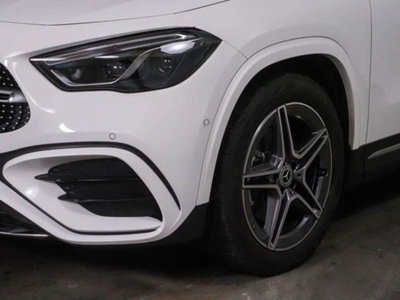 Mercedes-Benz GLA SUV 180 AMG Line Premium auto (3)