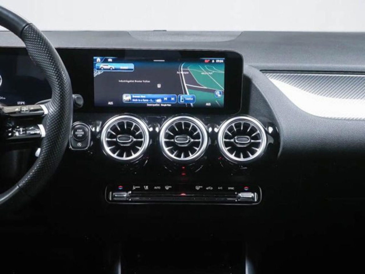 Mercedes-Benz GLA SUV 180 AMG Line Premium auto (7)