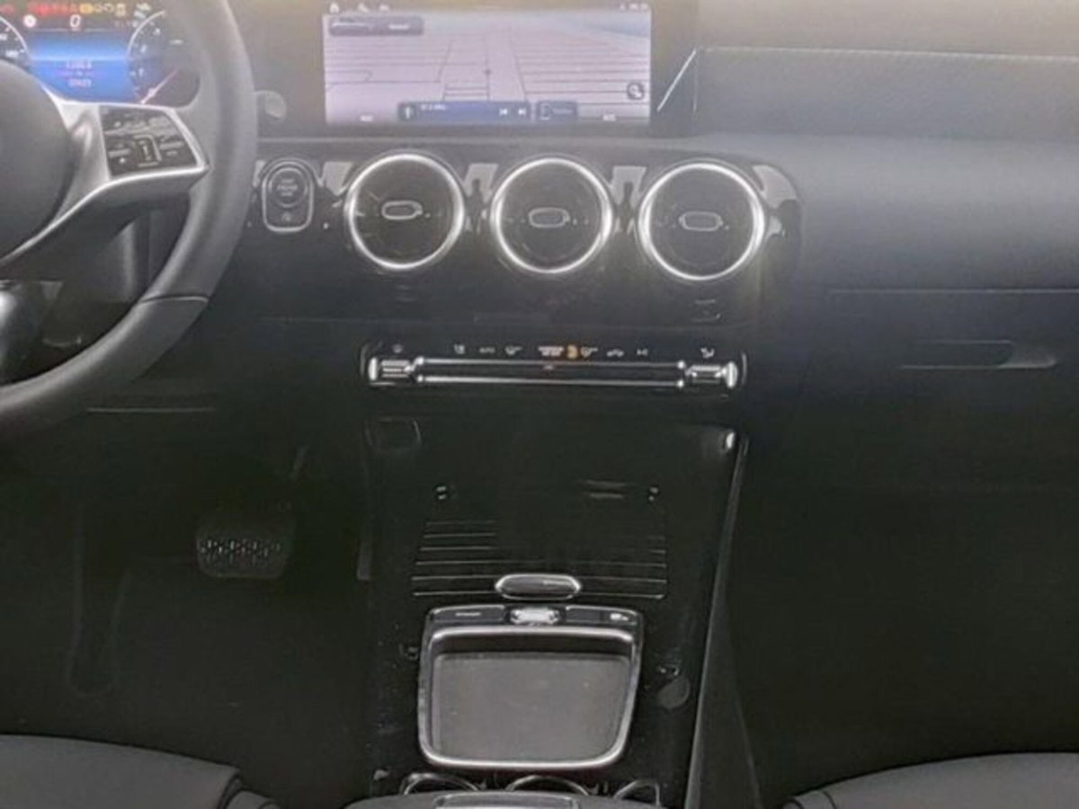 Mercedes-Benz Classe A 180 Progressive Advanced Plus auto (5)