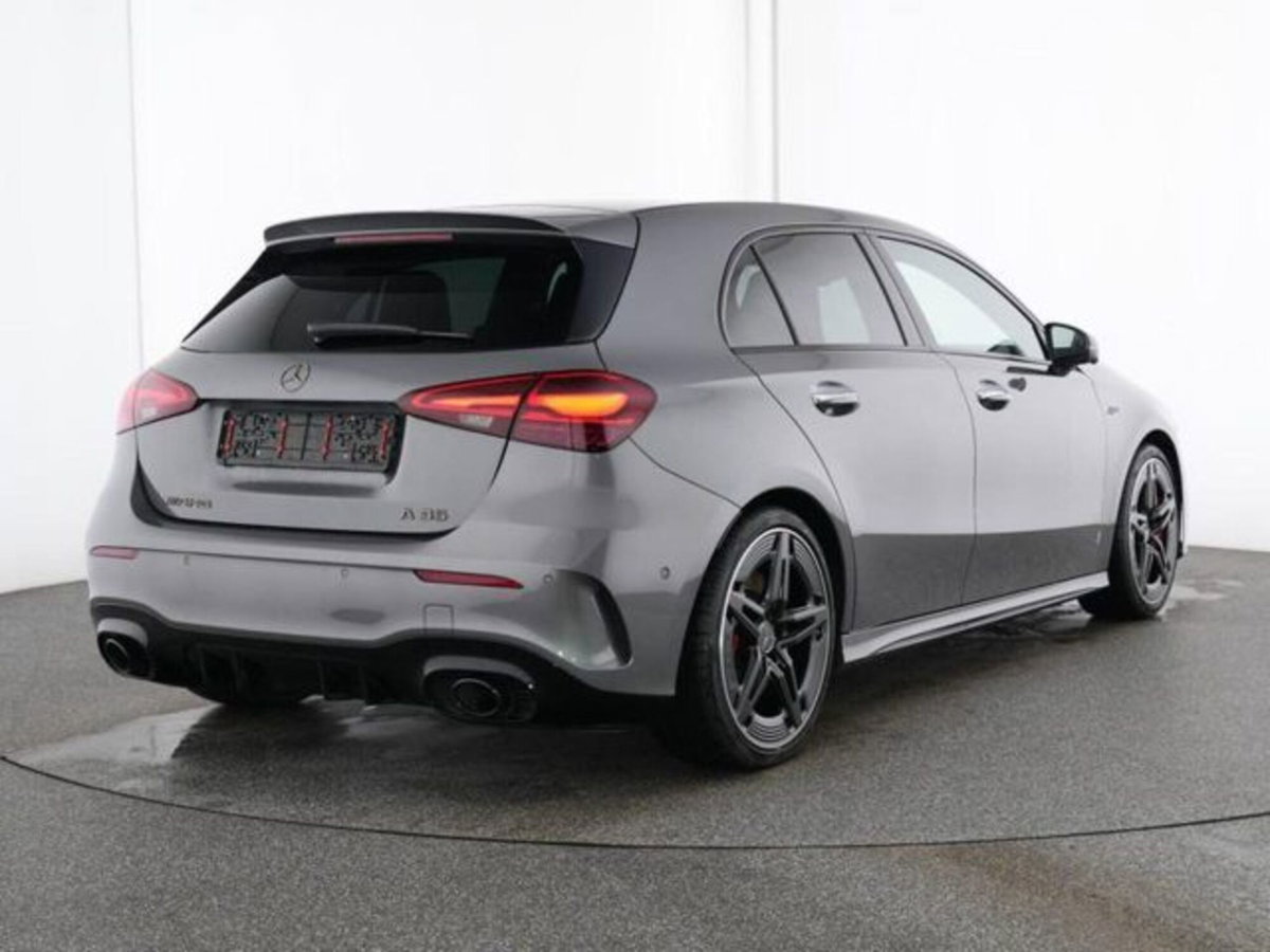Mercedes-Benz Classe A Sedan AMG 35 AMG Line Premium 4matic auto (2)