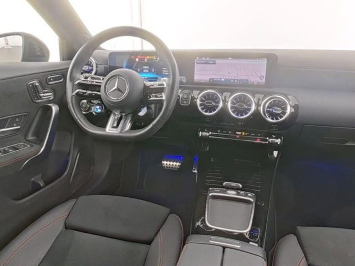 Mercedes-Benz Classe A Sedan AMG 35 AMG Line Premium 4matic auto (5)