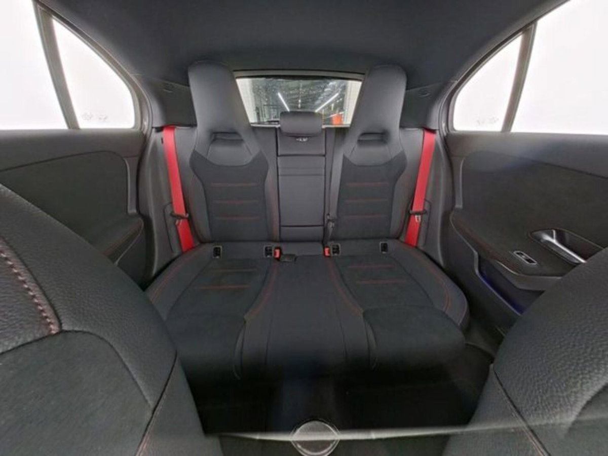 Mercedes-Benz Classe A Sedan AMG 35 AMG Line Premium 4matic auto (7)