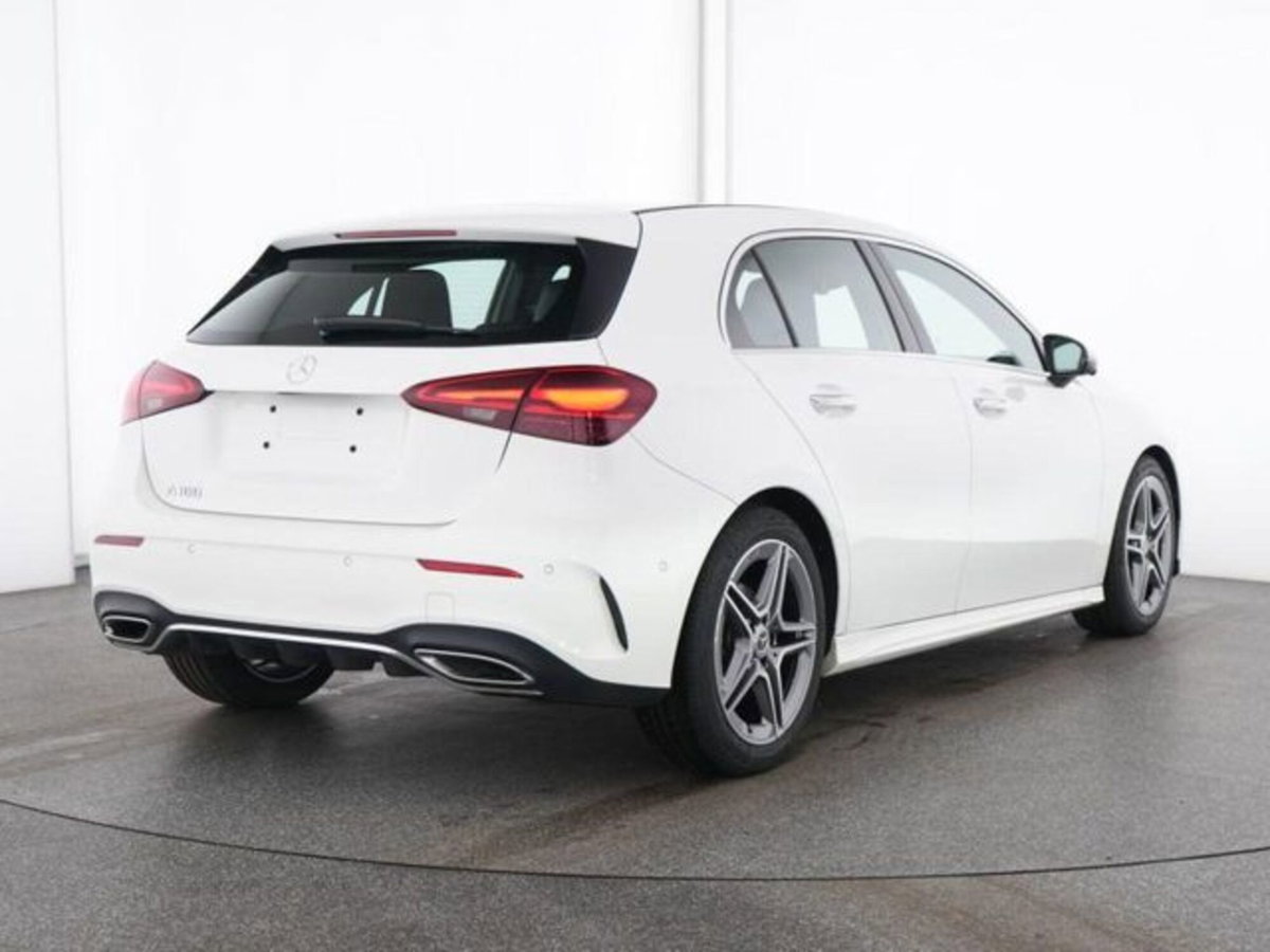 Mercedes-Benz Classe A Sedan 180 AMG Line Premium Plus auto (2)