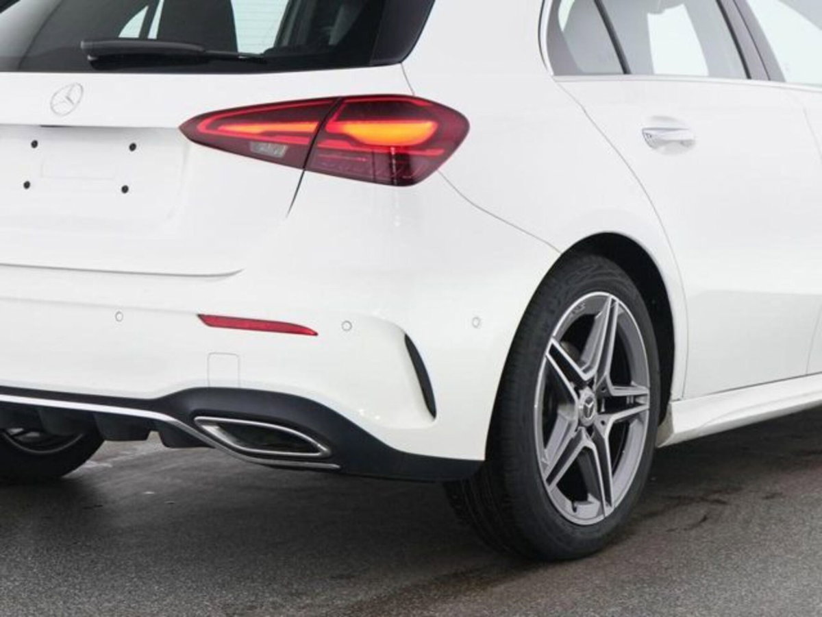 Mercedes-Benz Classe A Sedan 180 AMG Line Premium Plus auto (9)