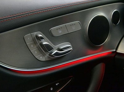 Mercedes-Benz Classe E Cabrio 53 4Matic+ EQ-Boost Cabrio AMG (17)