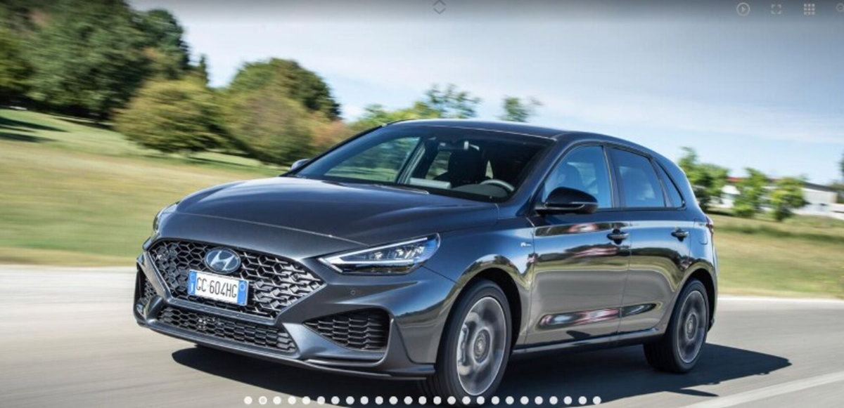 Hyundai i30 Fastback 1.0 T-GDI iMT 48V N-Line (2)