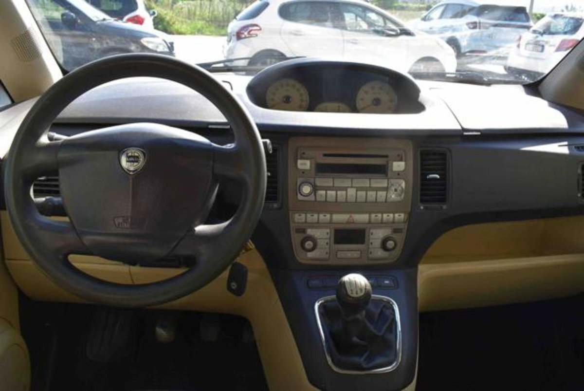 Lancia Musa 1.3 Multijet 16V 90 CV Oro (12)