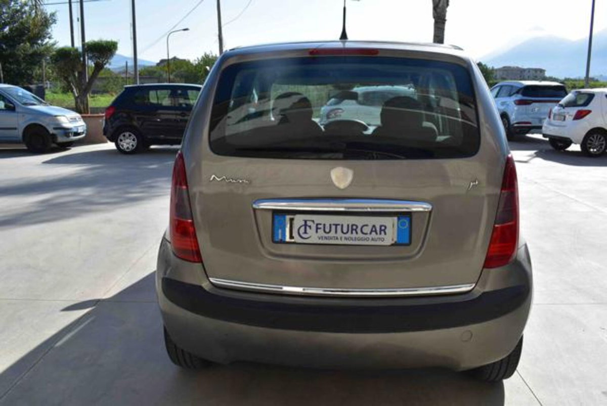Lancia Musa 1.3 Multijet 16V 90 CV Oro (13)