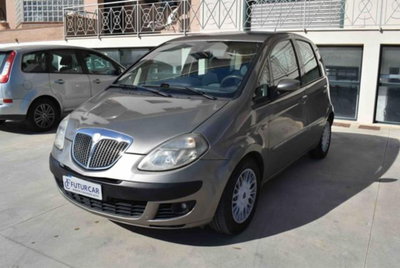 Lancia Musa 1.3 Multijet 16V 90 CV Oro (2)