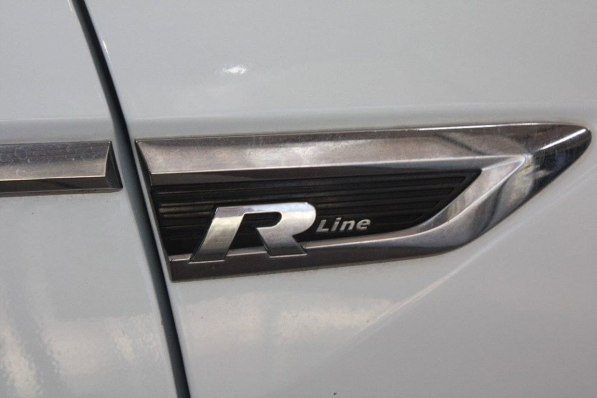 Volkswagen Tiguan 1.6 TDI SCR Sport BlueMotion Technology (10)