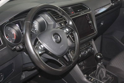 Volkswagen Tiguan 1.6 TDI SCR Sport BlueMotion Technology (11)