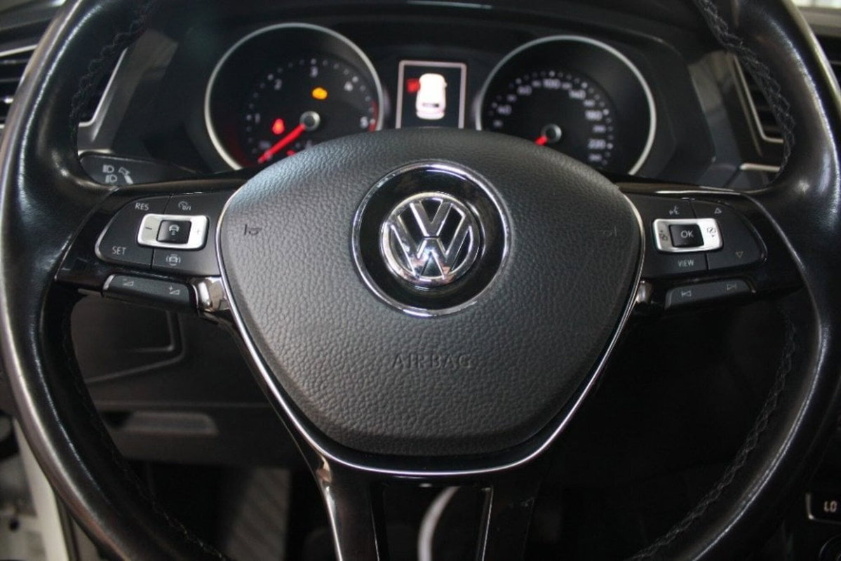 Volkswagen Tiguan 1.6 TDI SCR Sport BlueMotion Technology (17)