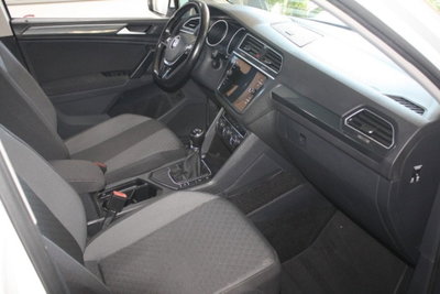 Volkswagen Tiguan 1.6 TDI SCR Sport BlueMotion Technology (8)