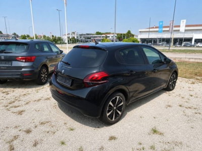 Peugeot 208 100 S&S 5 porte Signature (7)