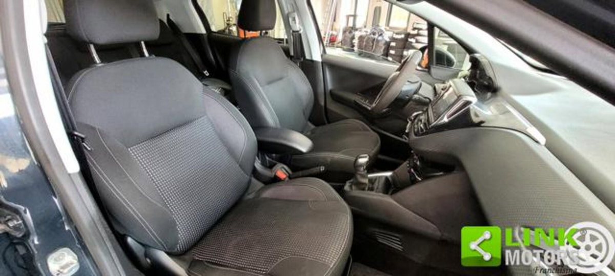 Peugeot 208 82 Stop&Start 5 porte Allure (14)