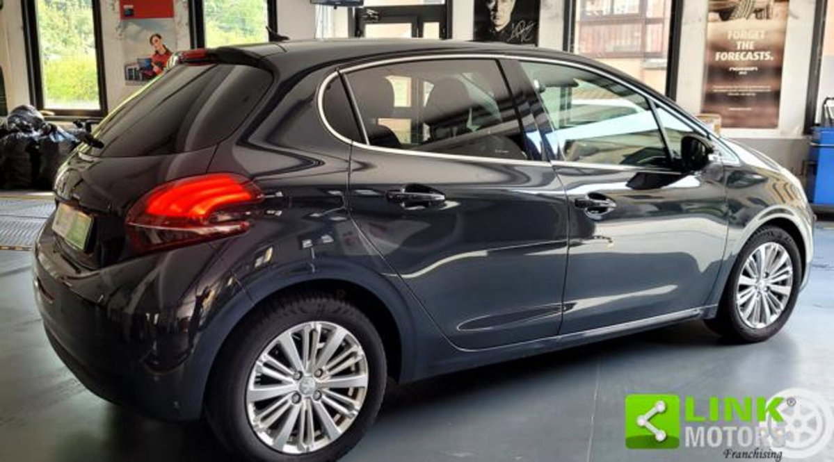 Peugeot 208 82 Stop&Start 5 porte Allure (5)