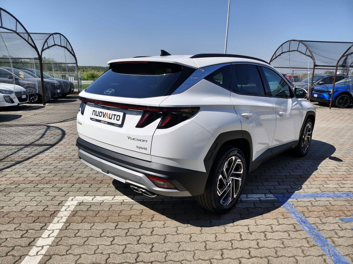 Hyundai Tucson 1.6 hev Exellence 4wd 239cv auto (4)