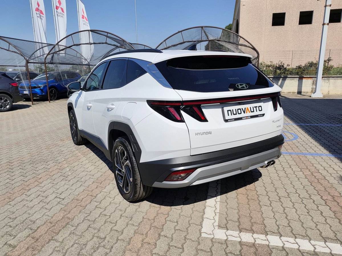 Hyundai Tucson 1.6 hev Exellence 4wd 239cv auto (6)