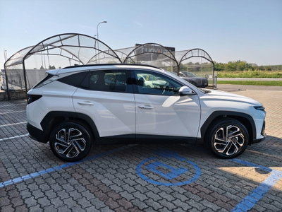 Hyundai Tucson 1.6 hev Exellence 4wd 239cv auto (8)