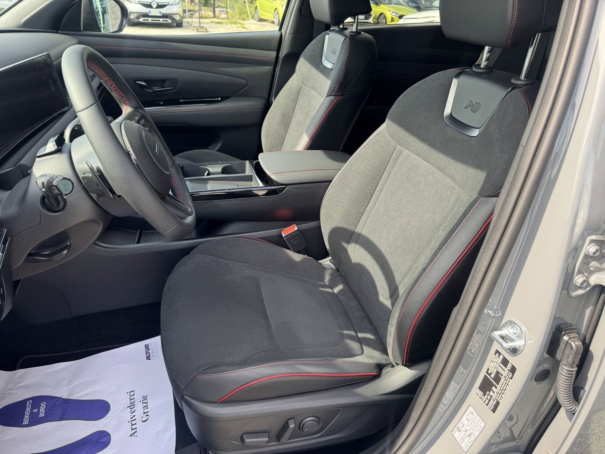 Hyundai Tucson 1.6 hev Xtech 2wd 239cv auto (9)