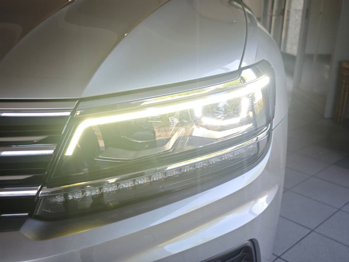 Volkswagen Tiguan Allspace 2.0 TDI SCR DSG 4MOTION Advanced BMT (2)