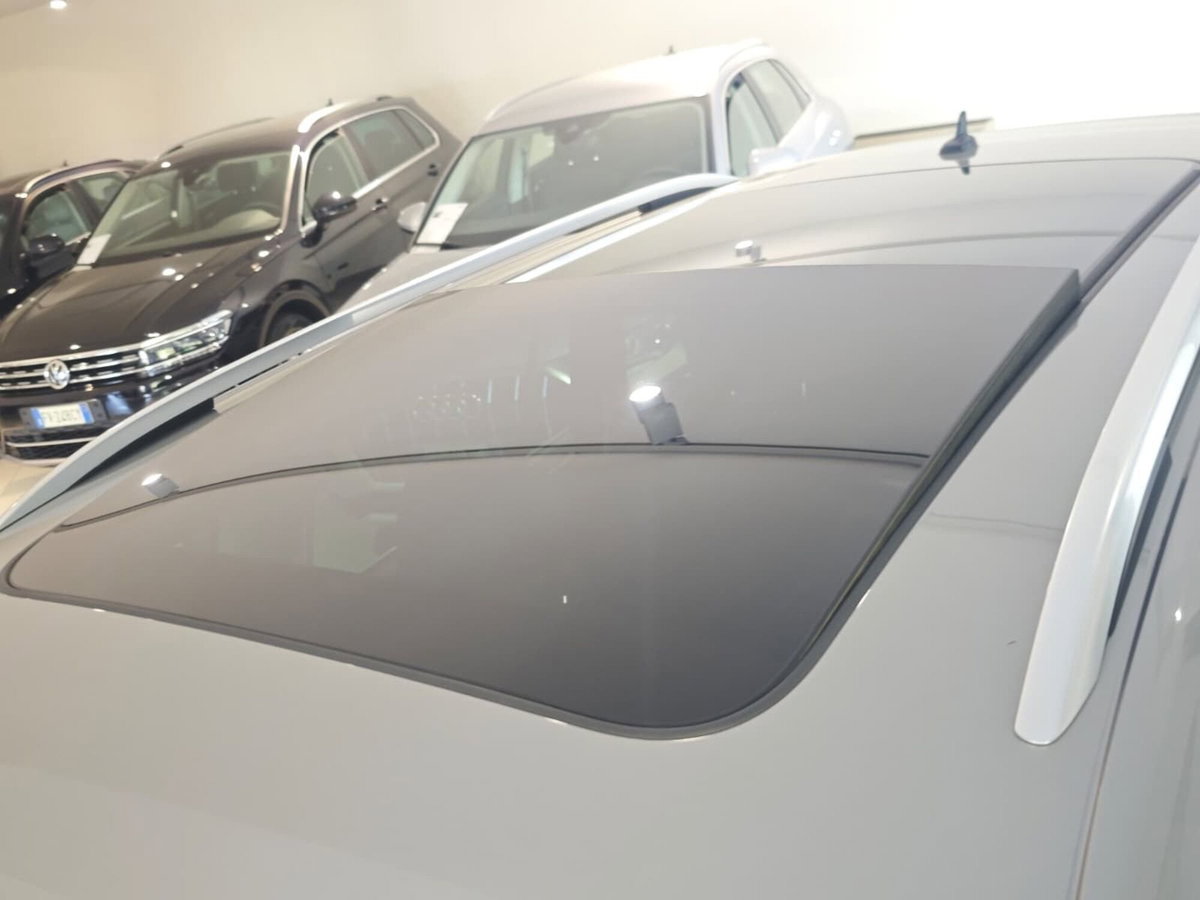 Volkswagen Tiguan Allspace 2.0 TDI SCR DSG 4MOTION Advanced BMT (9)