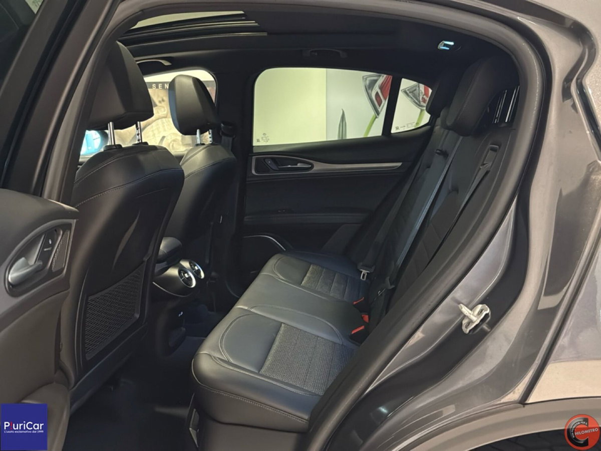 Alfa Romeo Stelvio Stelvio 2.2 Turbodiesel 190 CV AT8 Q4 Sprint (8)