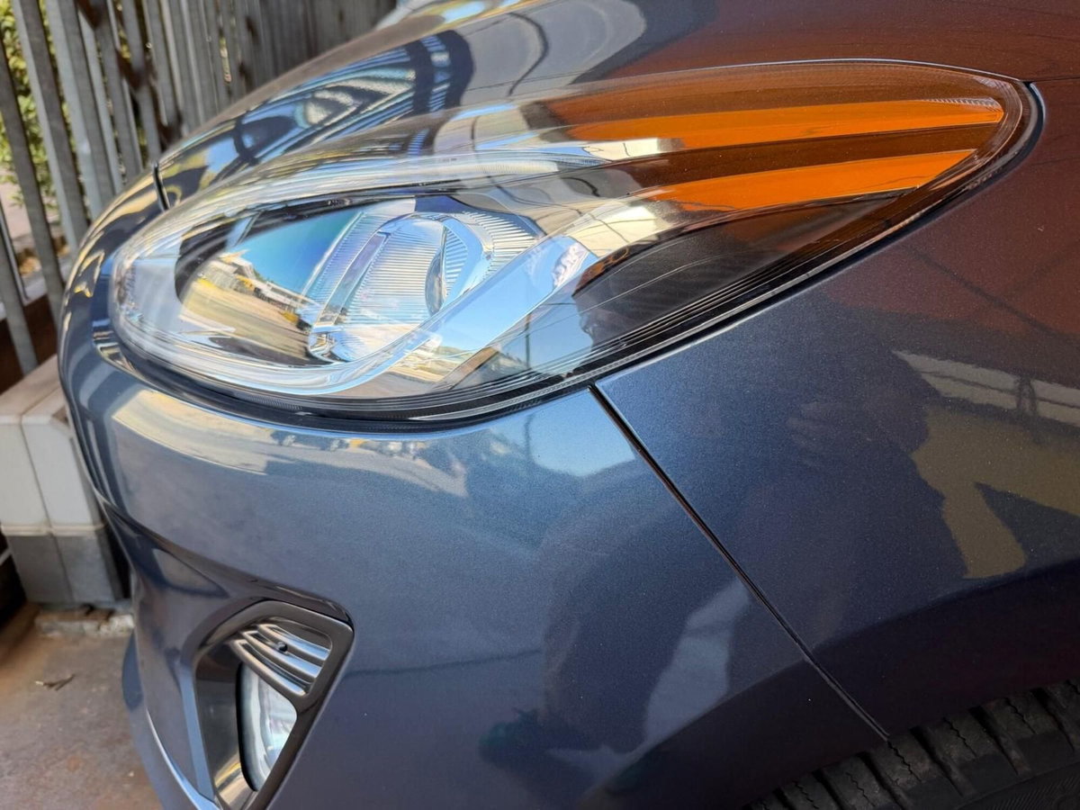 Ford Fiesta 1.0 Ecoboost Hybrid 125 CV 5 porte Titanium (5)