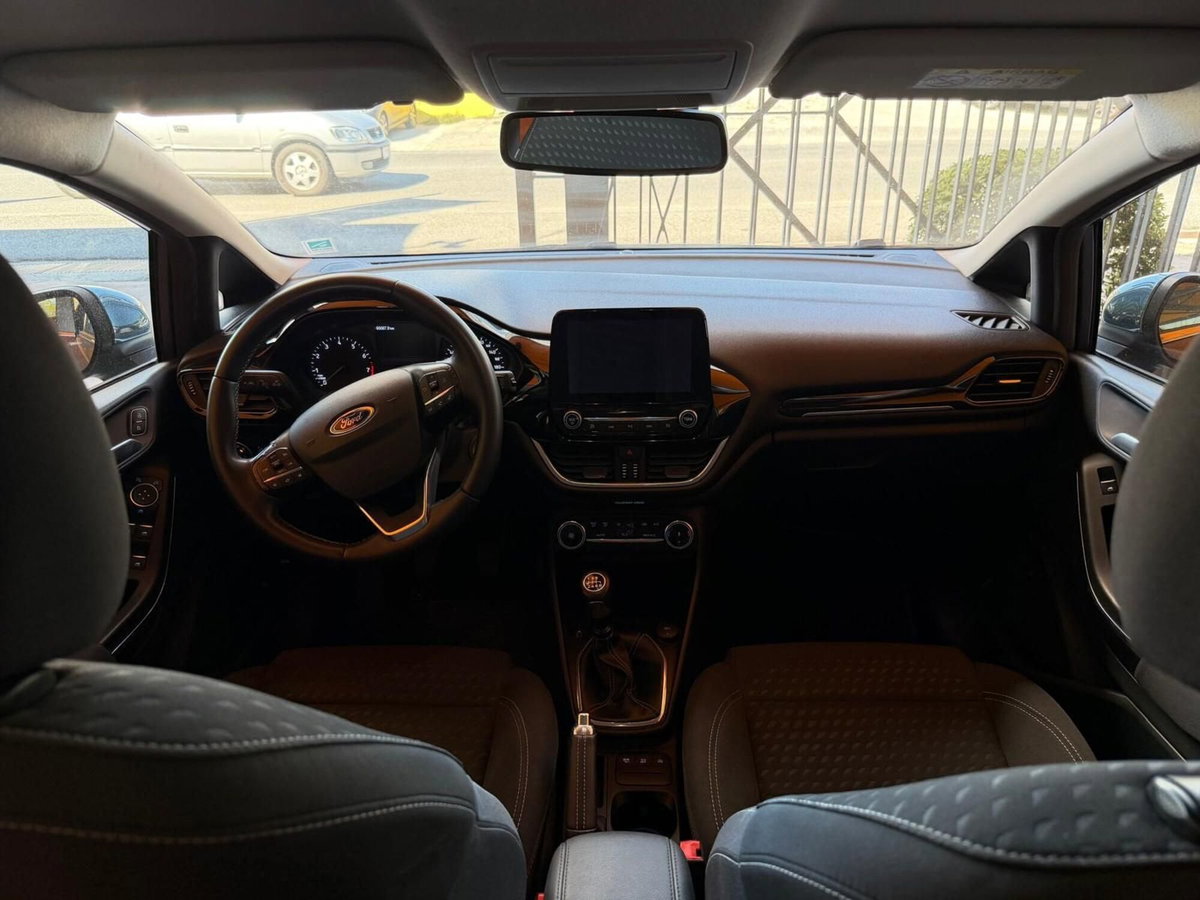 Ford Fiesta 1.0 Ecoboost Hybrid 125 CV 5 porte Titanium (8)