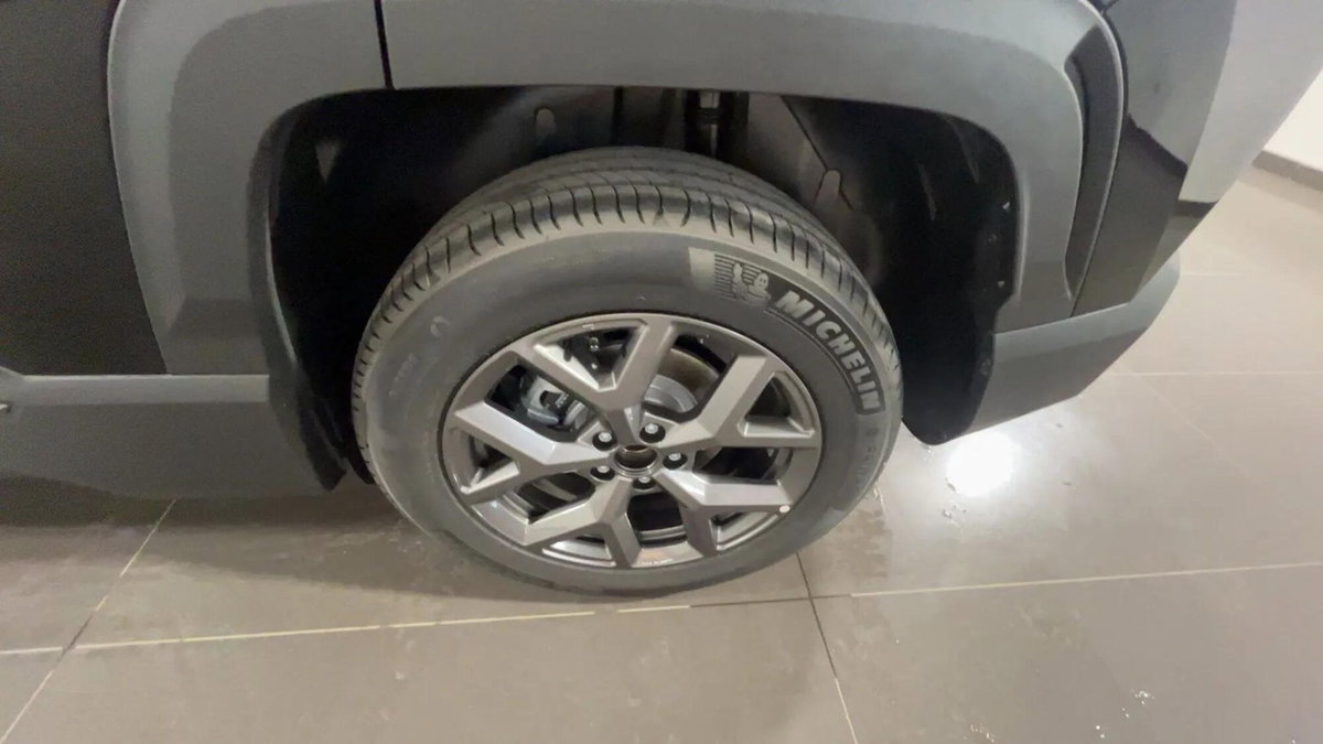 Jeep Compass 1.2 turbo e-hybrid mhev First Edition fwd 145cv edct6 (7)