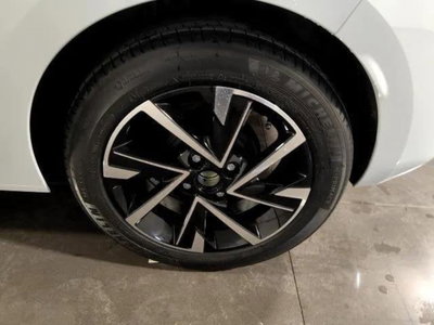 Opel Corsa 1.2 100 CV GS Line (7)