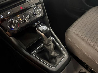 Volkswagen T-Cross 1.0 TSI 110 CV DSG Advanced (19)