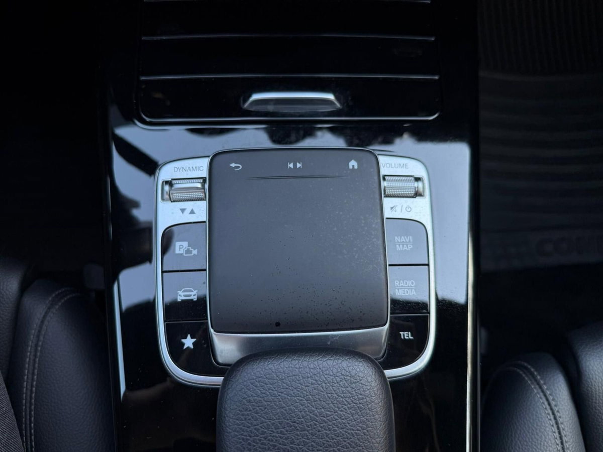 Mercedes-Benz Classe A 180 d Business (12)