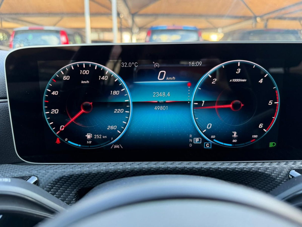 Mercedes-Benz Classe A 180 d Business (9)