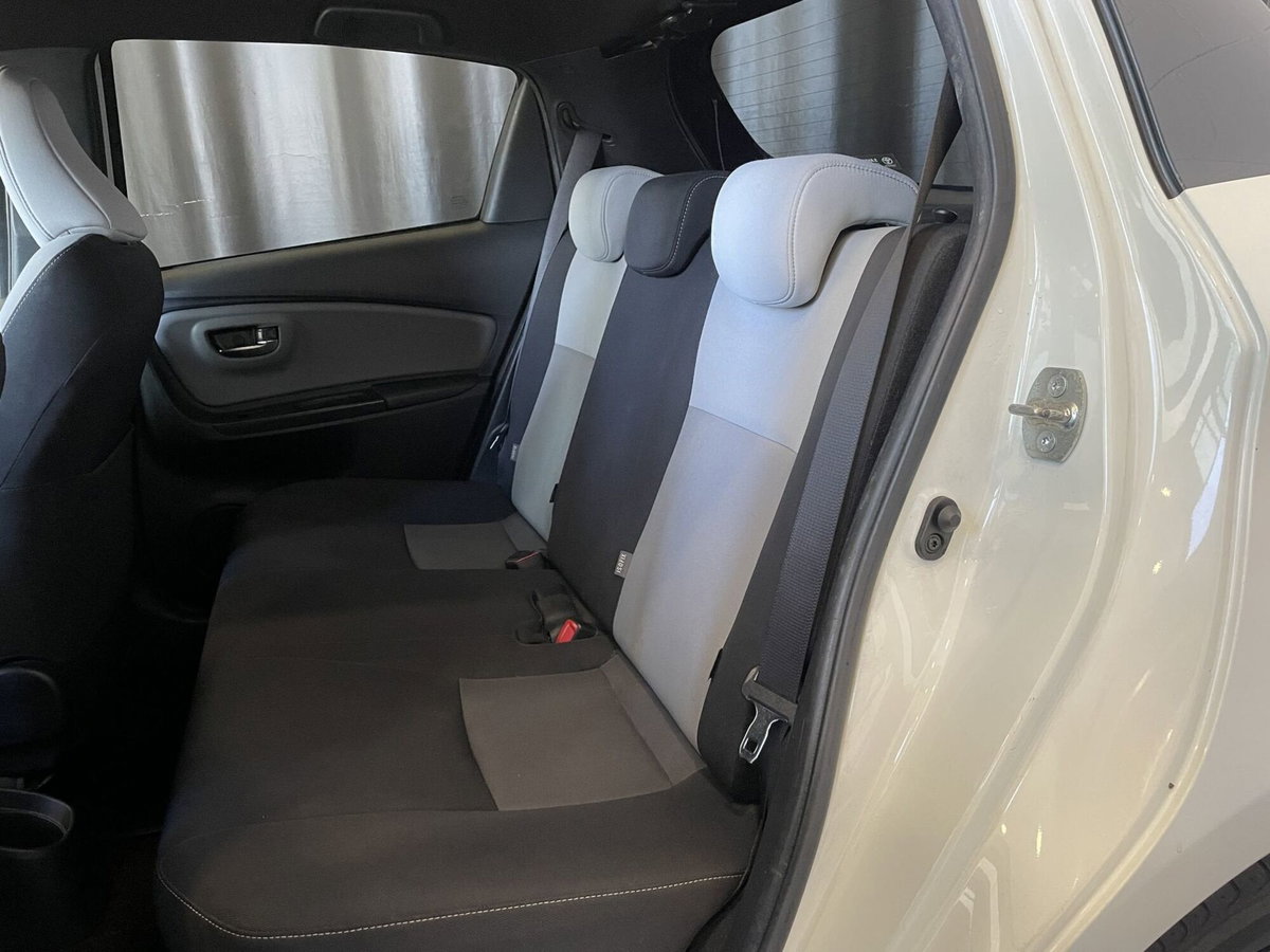 Toyota Yaris 1.5 Hybrid 5 porte Style (10)