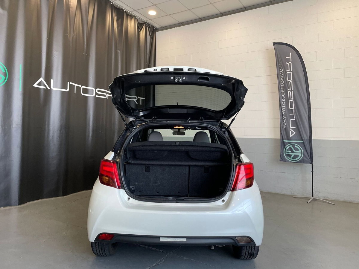 Toyota Yaris 1.5 Hybrid 5 porte Style (5)