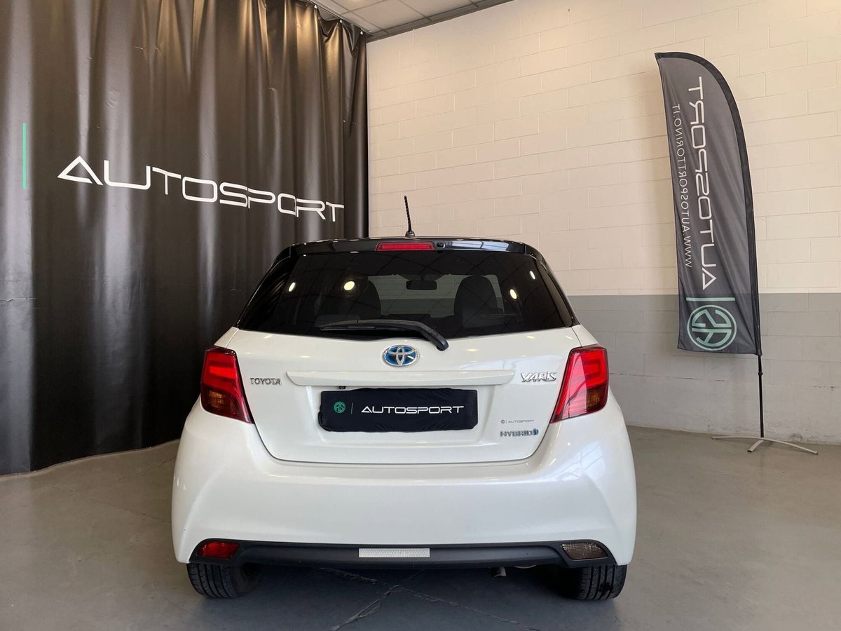 Toyota Yaris 1.5 Hybrid 5 porte Style (6)