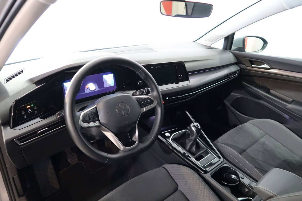 Volkswagen Golf 1.5 TSI EVO ACT Style (2)