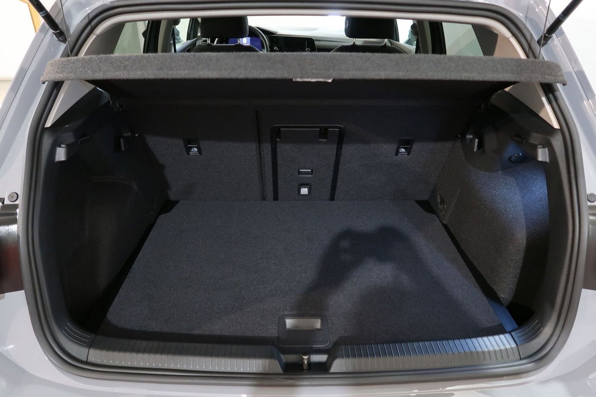 Volkswagen Golf 1.5 TSI EVO ACT Style (9)